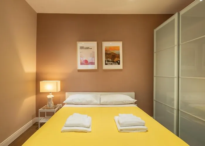 Roof Moon - La Terrazza Dei Spagnoli Apartamento Nápoles